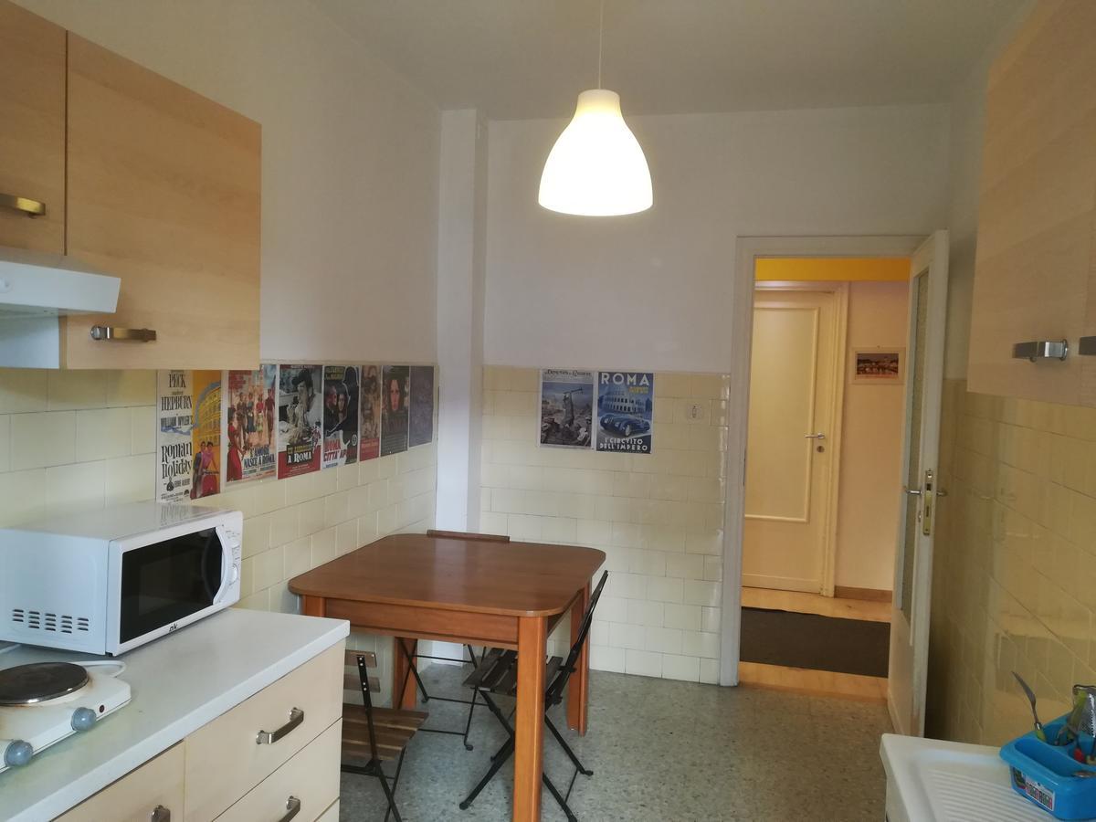 Отель In Roma Life Экстерьер фото